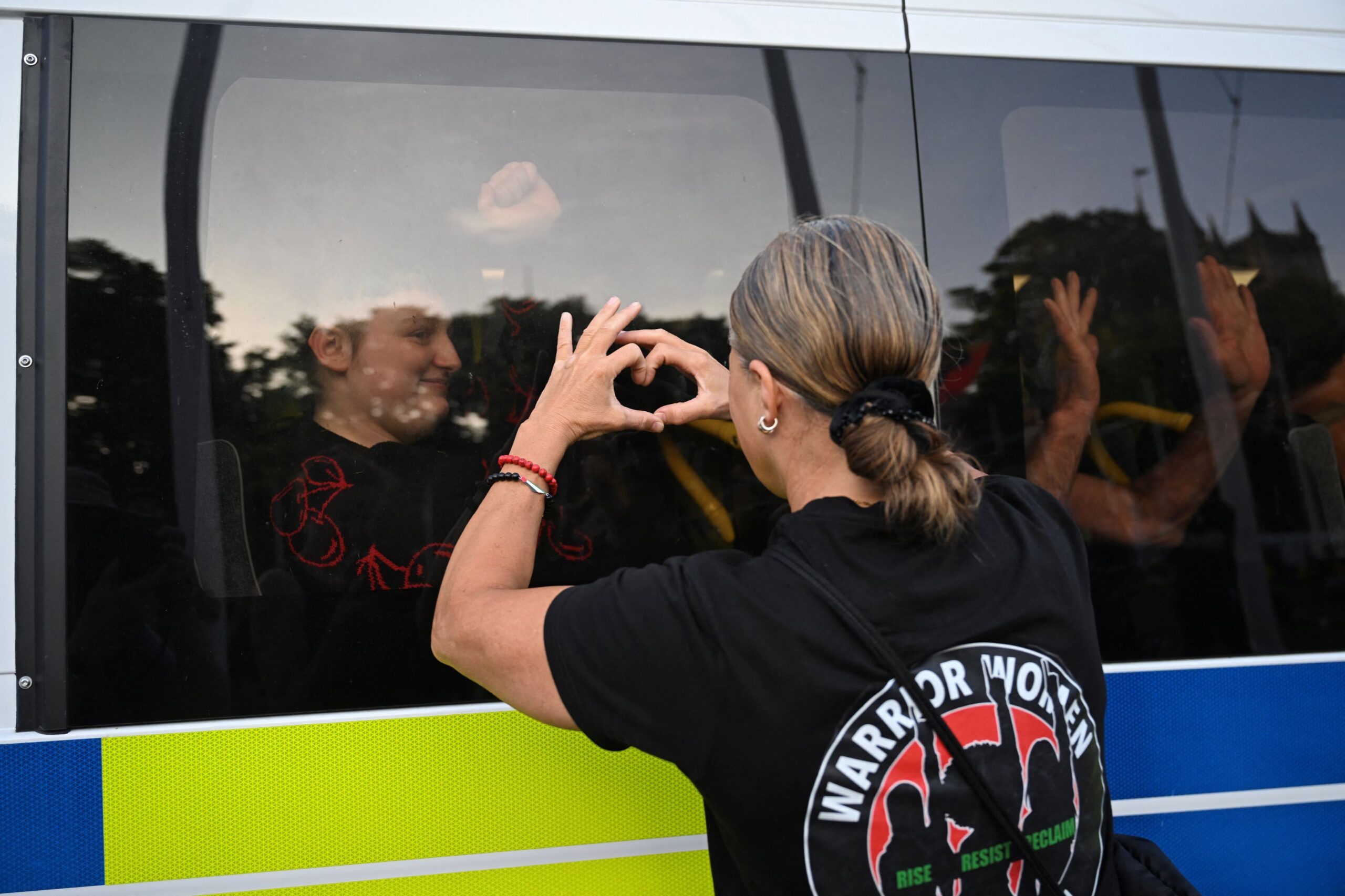Λονδίνο: Εκατοντάδες συλλήψεις στη διαδήλωση υπέρ της Palestine Action, που έχει χαρακτηριστεί τρομοκρατική οργάνωση