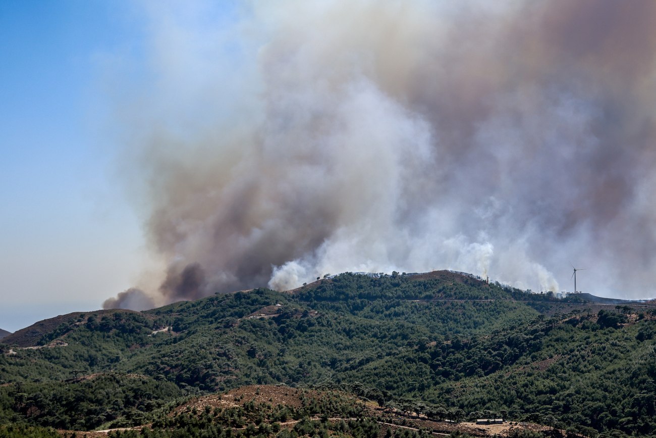 Δραματική κατάσταση στη Χίο: Καμένα σπίτια και αυτοκίνητα, ανάγκη για άμεσες ενέργειες