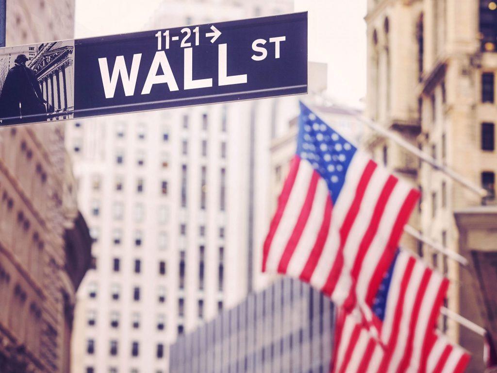 Ιστορικά υψηλά για τον S&P 500 και τον Nasdaq στη Wall Street