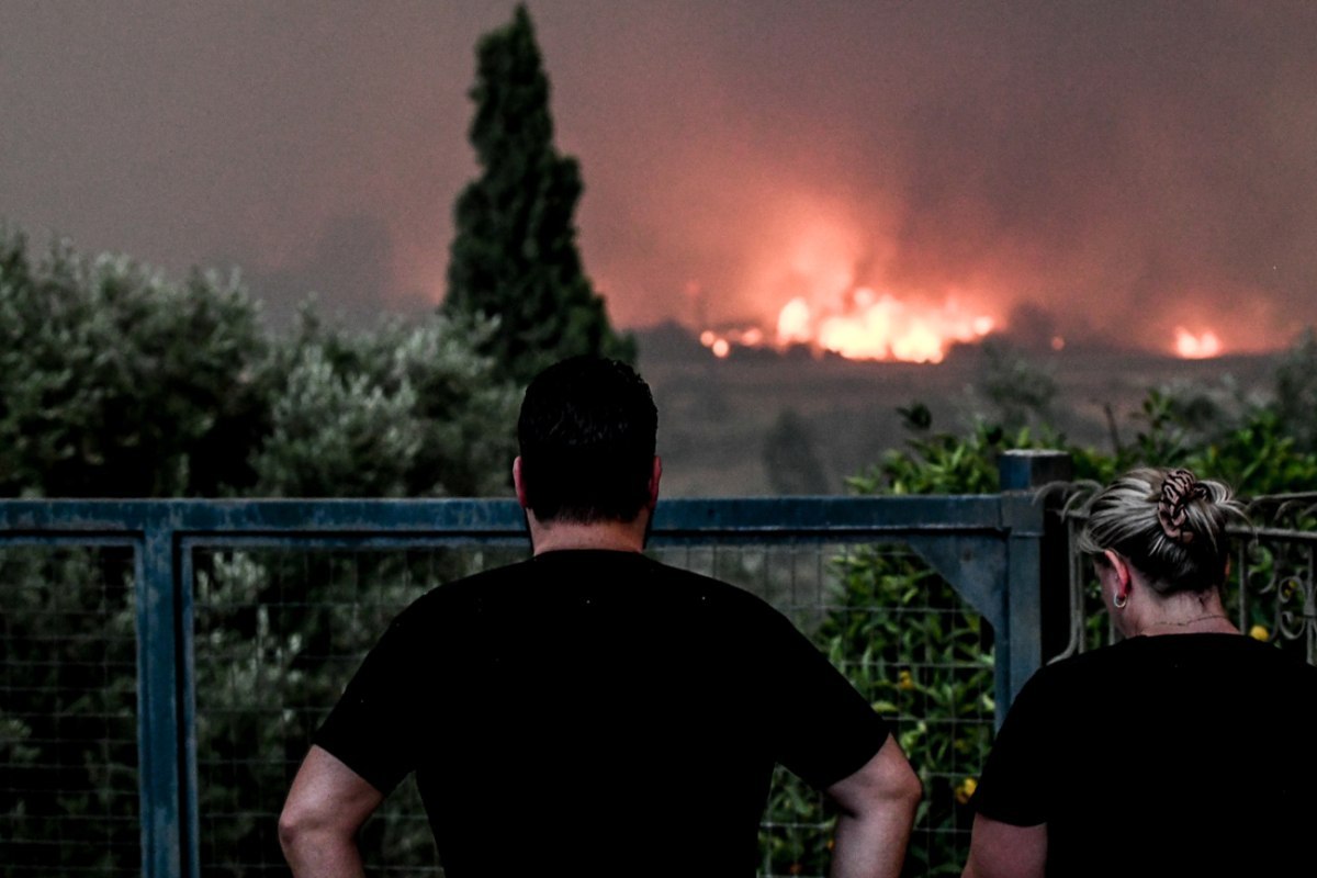 Νέες πυρκαγιές στην Πάτρα: Ο κίνδυνος αυξάνεται για τις κατοικίες