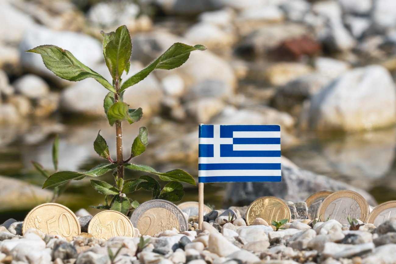 Κομβικός Σεπτέμβριος για την ελληνική οικονομία: Αξιολογήσεις από DBRS και Moody’s
