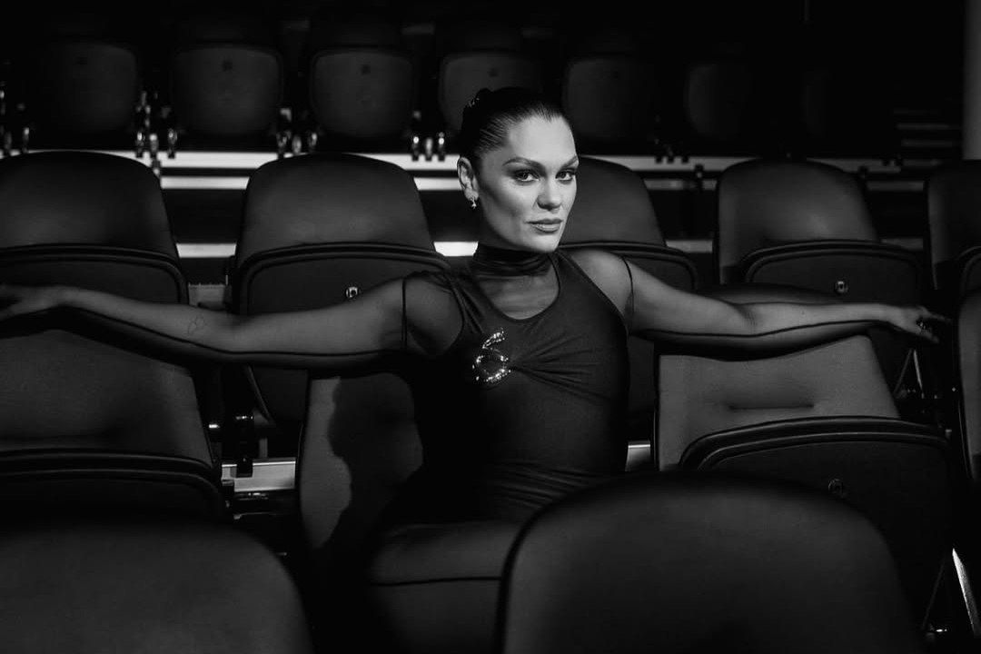 Η Jessie J πιο δυνατή από ποτέ μετά την περιπέτειά της με τον καρκίνο: Η ζωή είναι μικρή, θέλω να τα κάνω όλα τώρα