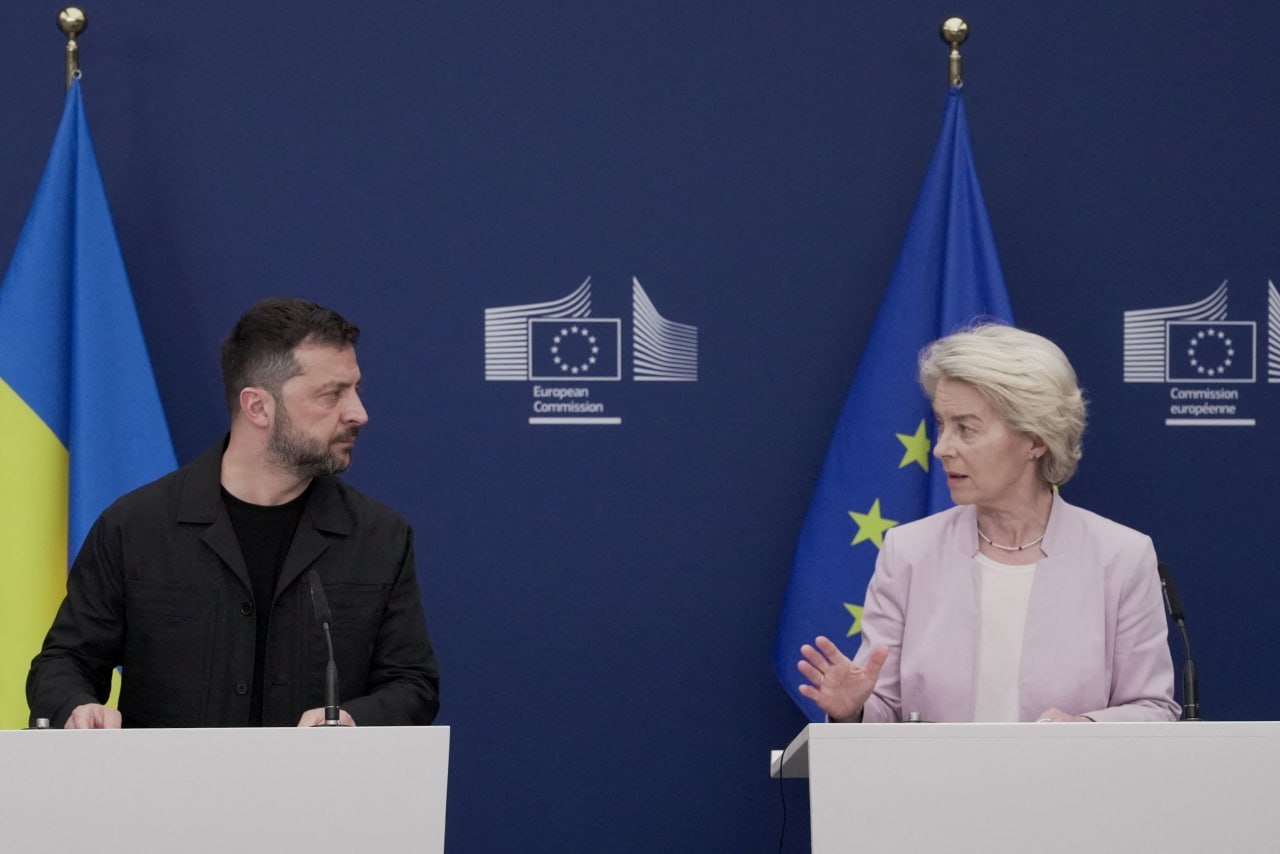 Συνέντευξη τύπου φον ντερ Λάιεν – Ζελένσκι: Η Ουκρανία αποφασίζει για το μέλλον της, χωρίς βία στα σύνορα