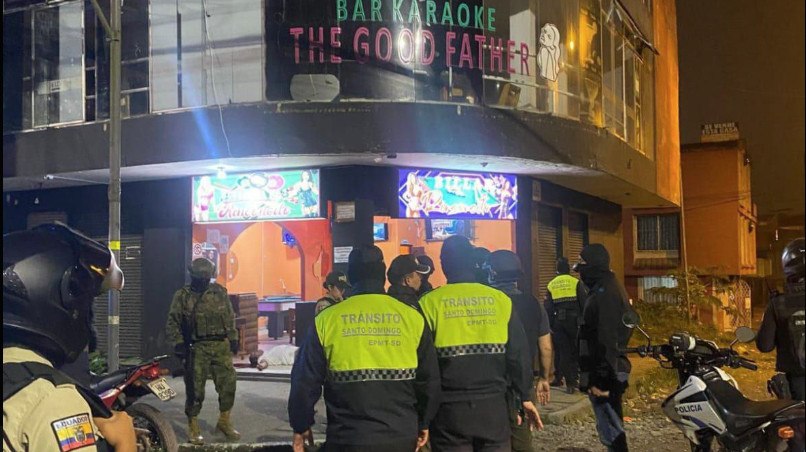 Ισημερινός: Δύο βίντεο αποτυπώνουν την εκτέλεση επτά ανθρώπων σε αίθουσα μπιλιάρδου