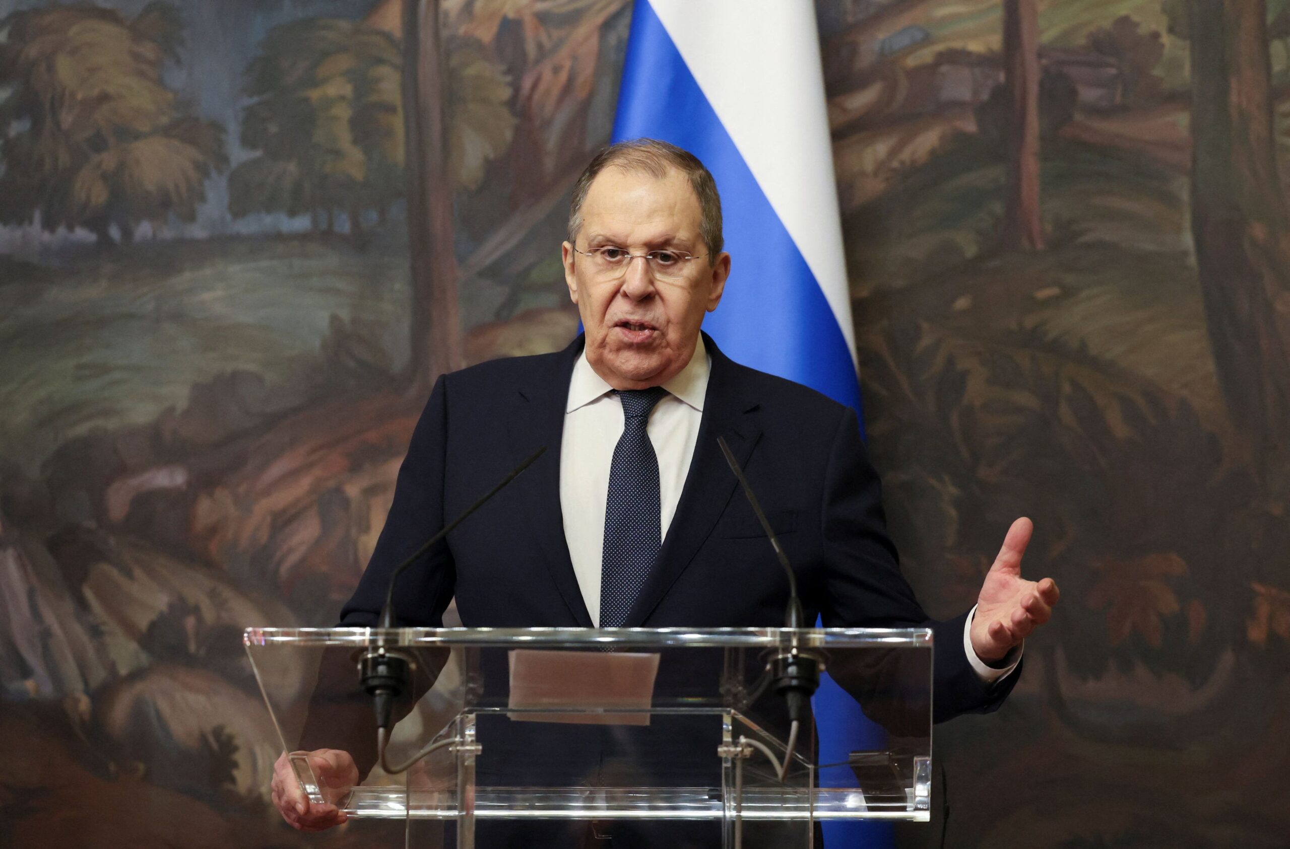 Ουκρανία: Ο Λαβρόφ επαινεί τον Τραμπ και επικρίνει τους Ευρωπαίους για τις τελευταίες συνομιλίες