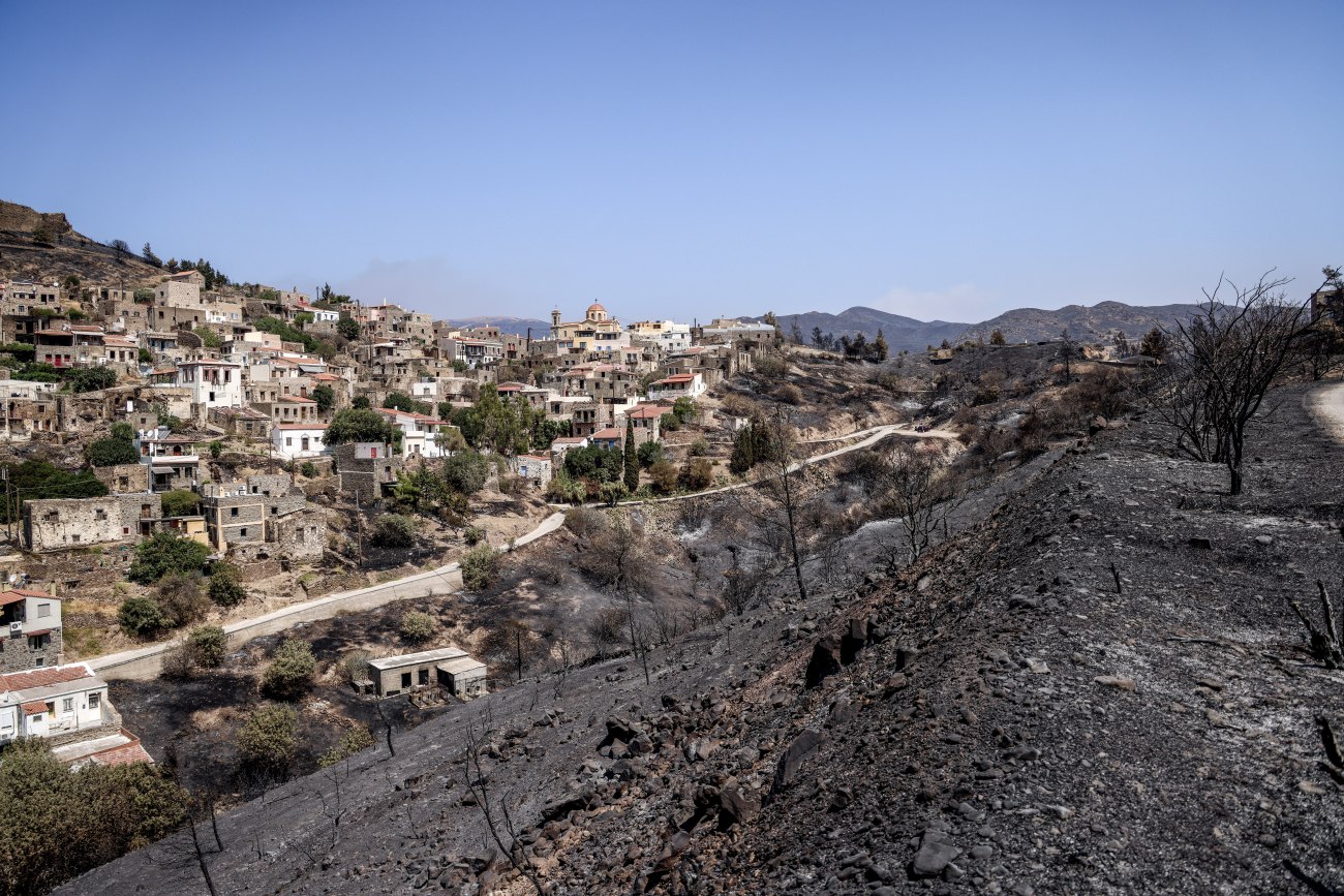 Η πρόταση Μηταράκη για Χίος Pass ως μέτρο στήριξης μετά τις πυρκαγιές