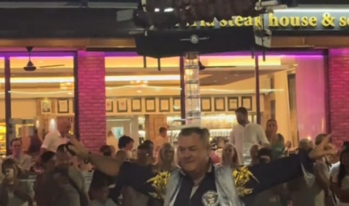 Viral χορός στην Πάφο με σούβλα κοντοσούβλια στο κεφάλι