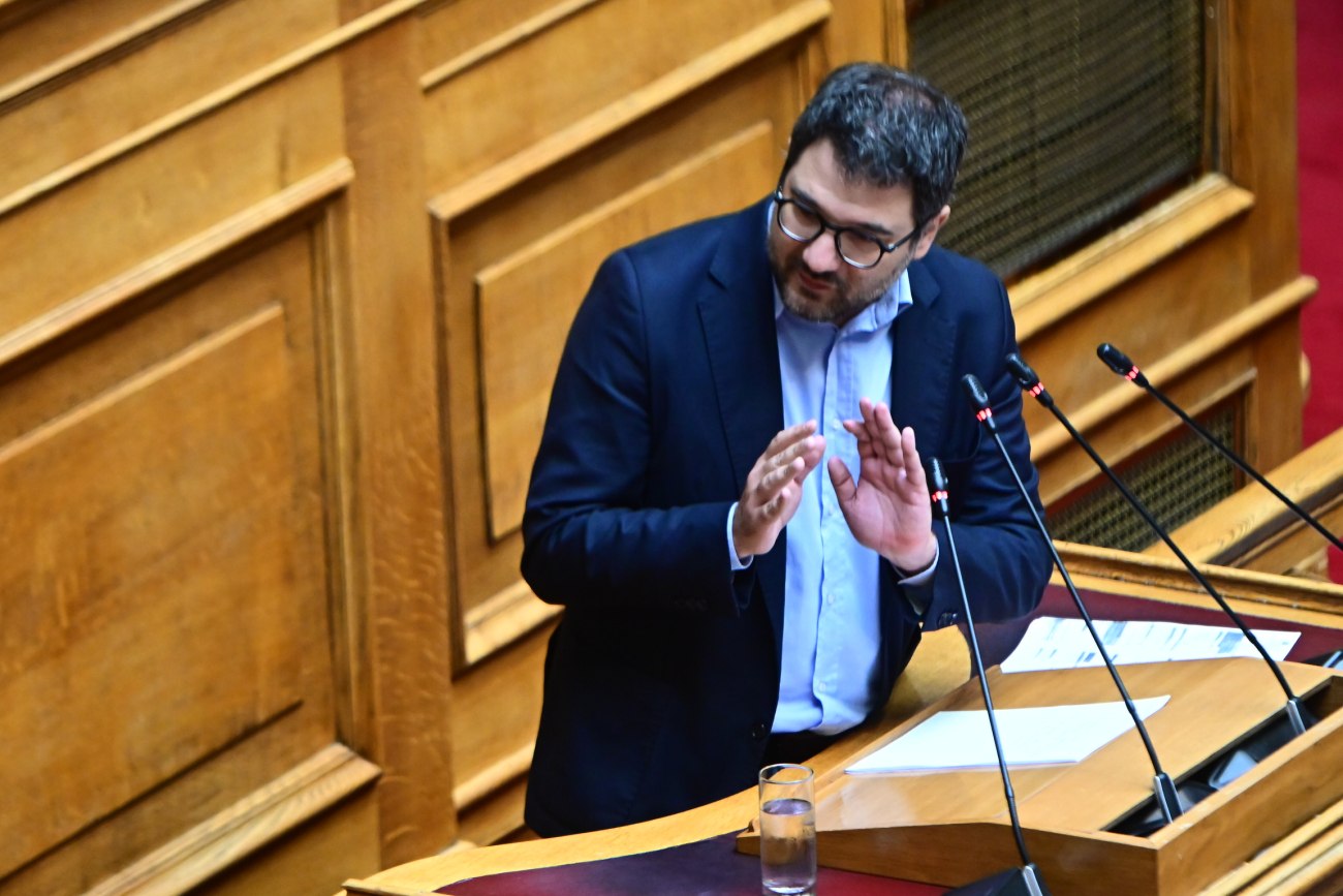 Ηλιόπουλος: Απάτη και θράσος από τον Π. Μαρινάκη – Η κυβέρνηση Μητσοτάκη είναι επικίνδυνη