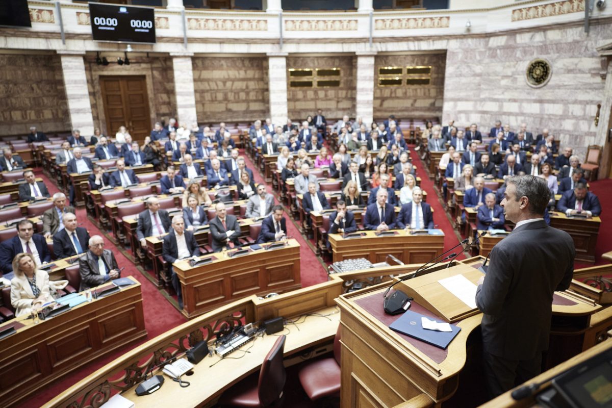 Ζήτημα διαφάνειας στις εκλογές επαναφέρουν οι βουλευτές της ΝΔ με νέα τροπολογία για την αναγραφή των σταυρών