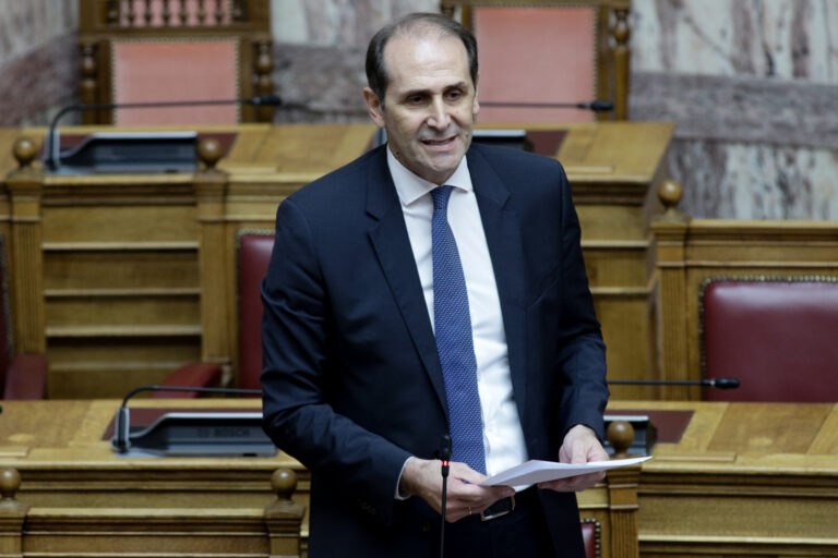 Θλίψη για τον Απόστολο Βεσυρόπουλο: Άμεση ανταπόκριση του ΕΚΑΒ αλλά χωρίς αποτέλεσμα