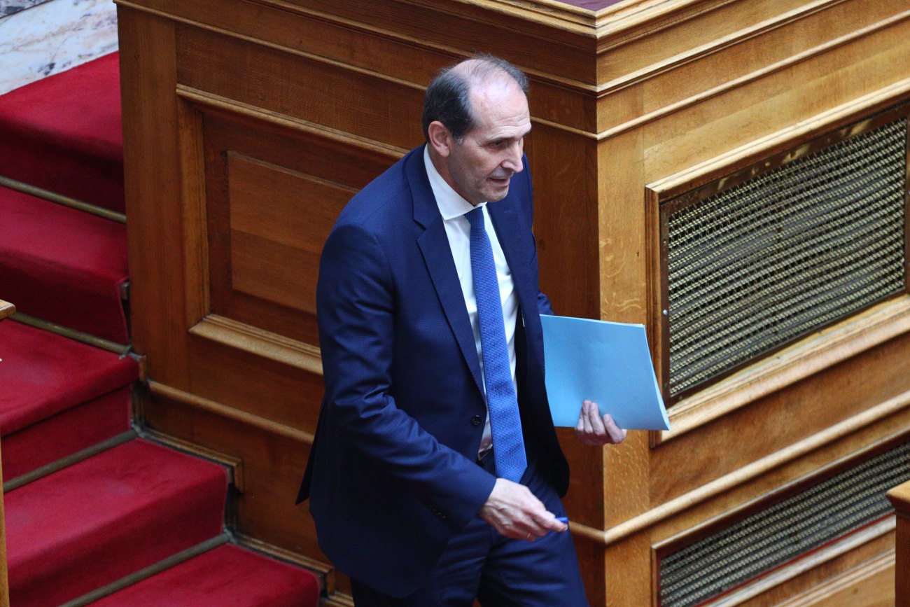 Σημαντικός θάνατος του Απόστολου Βεσυρόπουλου: Έλλειψη απινιδωτή αποδείχθηκε μοιραία