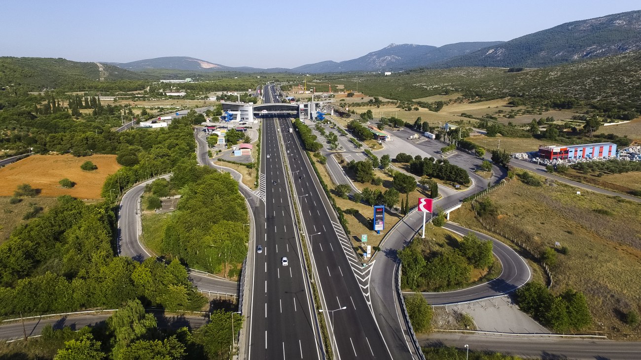 Εθνική Οδός: Οδηγός έφτασε τα 200 χλμ/ώρα, συνελήφθη και του αφαιρέθηκε το δίπλωμα