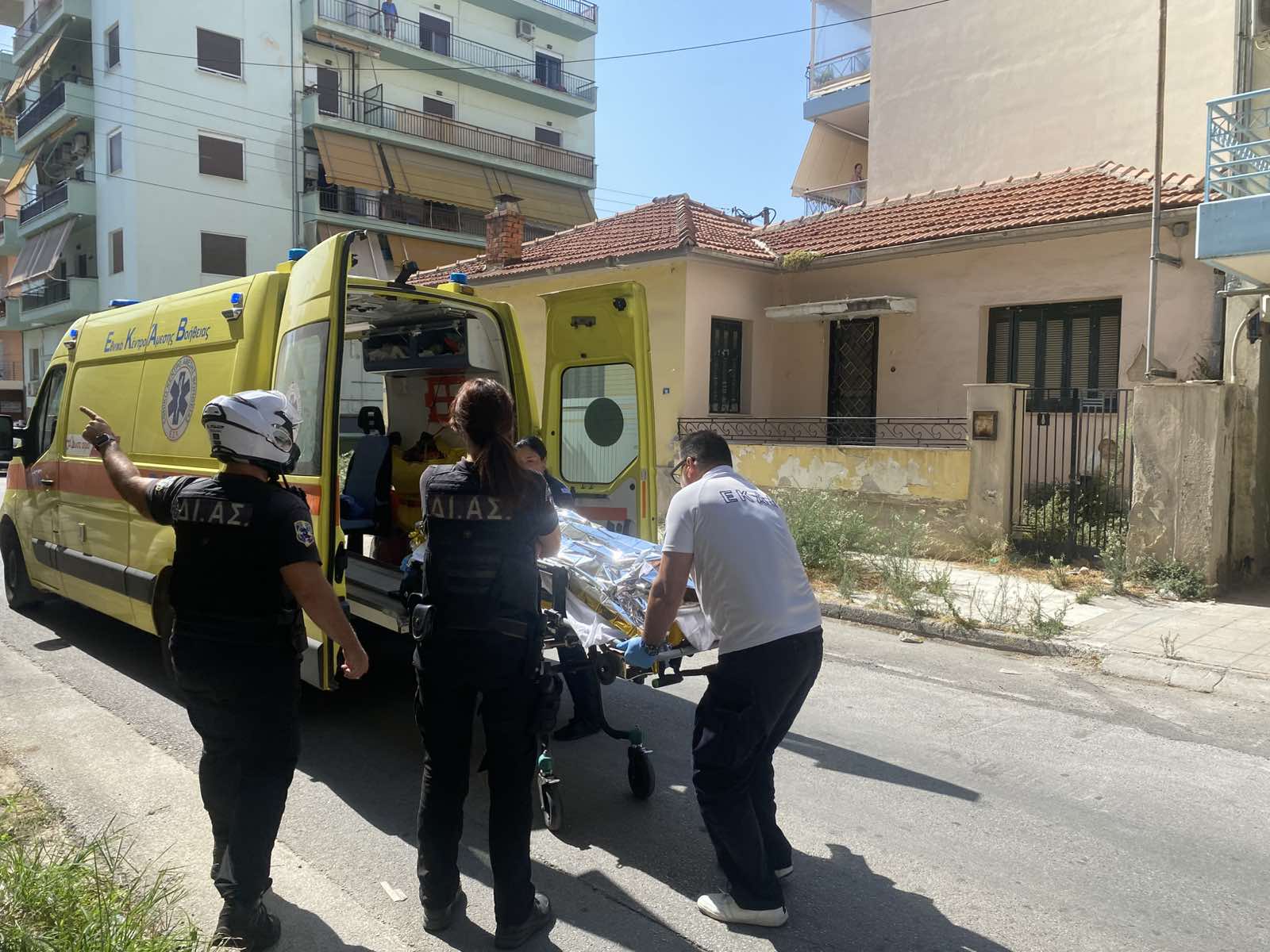 Δολοφονία γυναίκας στο Βόλο: Μπροστά στα μάτια των παιδιών της