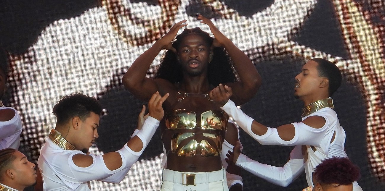 Ο Lil Nas X αποκαλύπτει τις προκλήσεις που αντιμετώπισε τα τελευταία χρόνια λίγο πριν τη νοσηλεία του