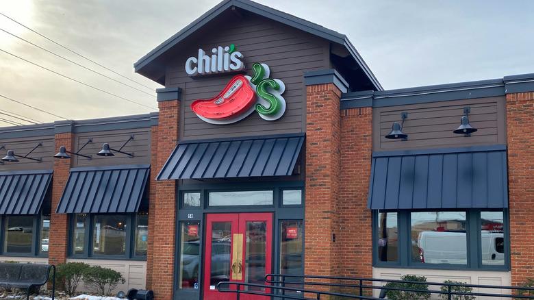 Η Chili’s ανακοινώνει ρεκόρ μπόνους για τους υπαλλήλους της, καταγράφοντας υψηλότερες πωλήσεις