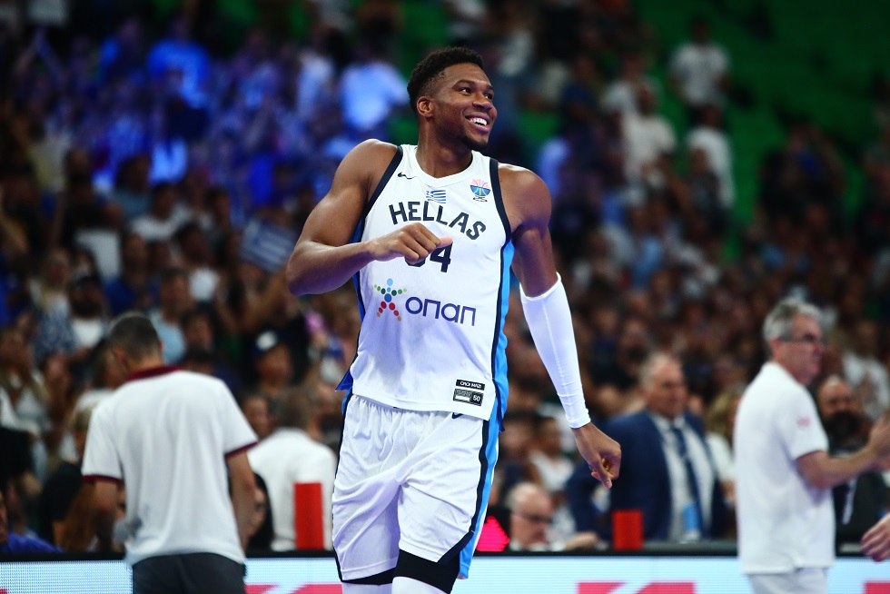 Οι θρύλοι του Eurobasket τιμούν τον Γιάννη Αντετοκούνμπο