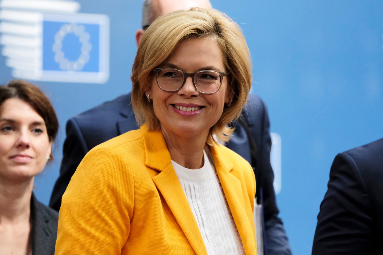 Γερμανία: Η αμφιλεγόμενη πρόεδρος του κοινοβουλίου και η πρώην βασίλισσα του κρασιού