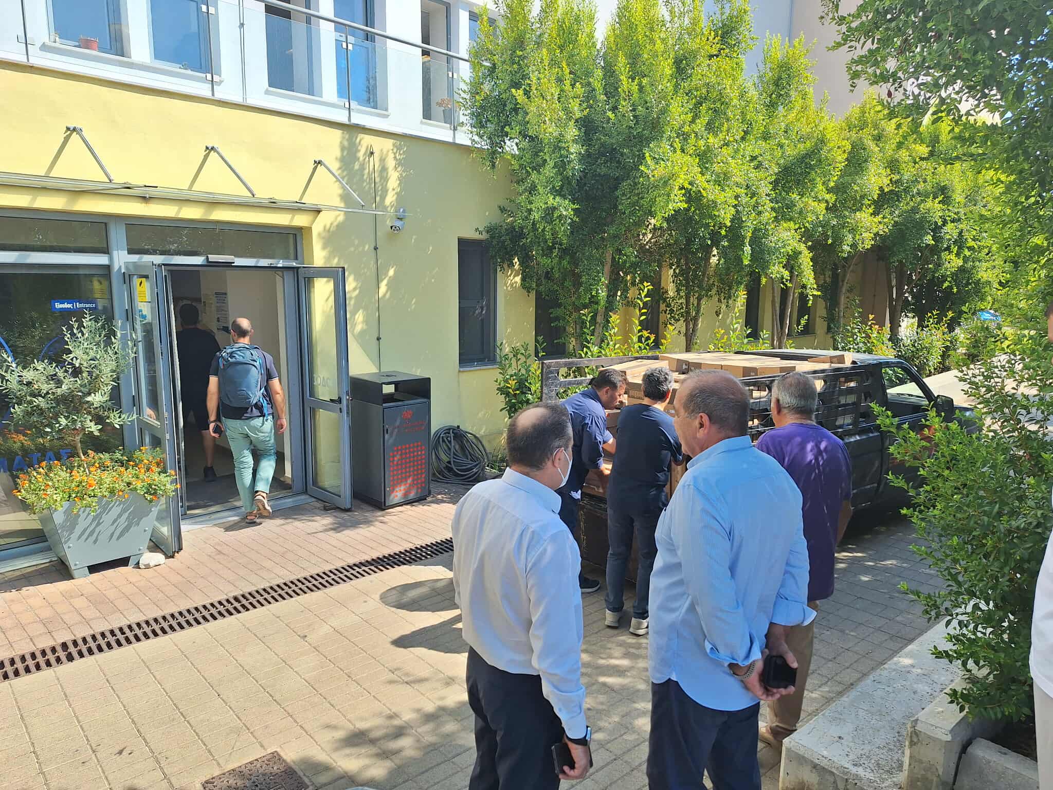 Δωρεά υπολογιστών για τα σχολεία της Καλαμάτας από ανώνυμο δωρητή