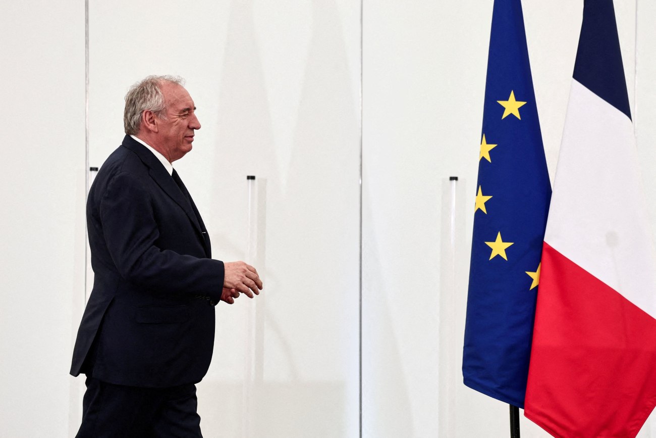 Γαλλία: Δημοσκοπήσεις δείχνουν ότι το 63% των πολιτών επιθυμεί τη διάλυση της Βουλής και νέες εκλογές