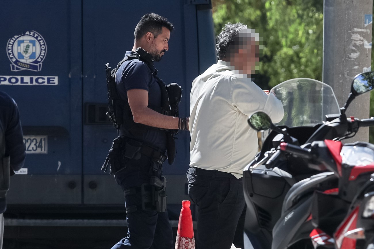 Παλλήνη: Προφυλακίστηκε ο 48χρονος υπάλληλος του Δήμου, αρνείται τις κατηγορίες