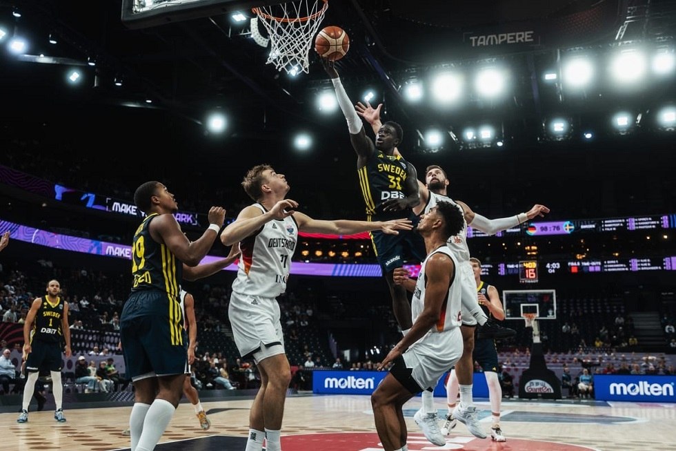 Eurobasket 2025: Οι εξελίξεις στα γκρουπ Α και Β