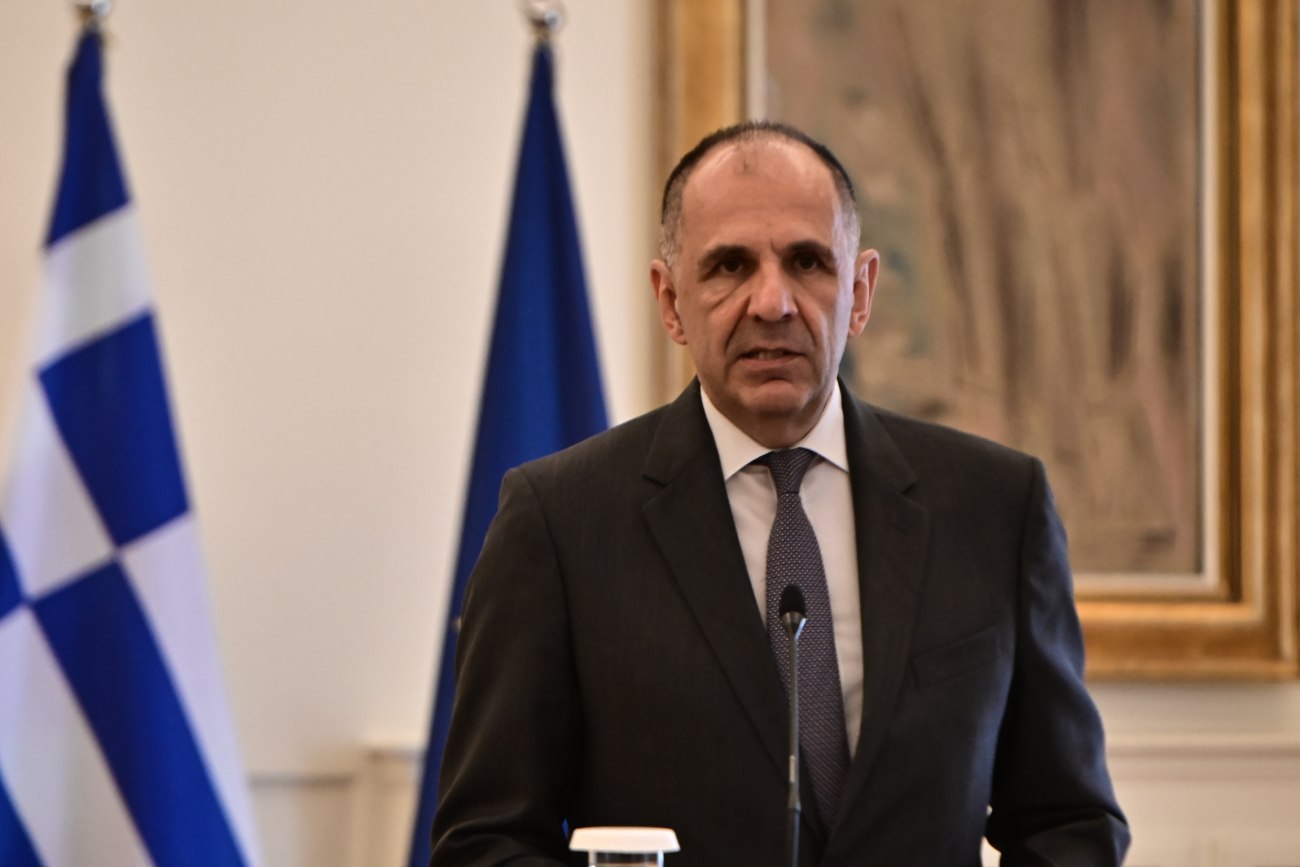 Προχωρά η ηλεκτρική διασύνδεση Ελλάδας-Κύπρου, διαβεβαιώνει ο Γεραπετρίτης παρά τις αντιδράσεις