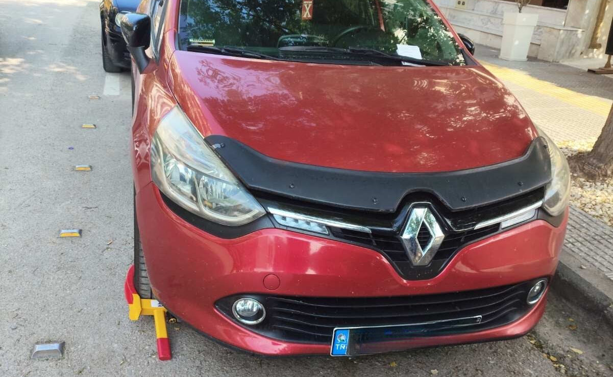 «Δαγκάνες» κατά της παράνομης στάθμευσης στον Δήμο Θεσσαλονίκης