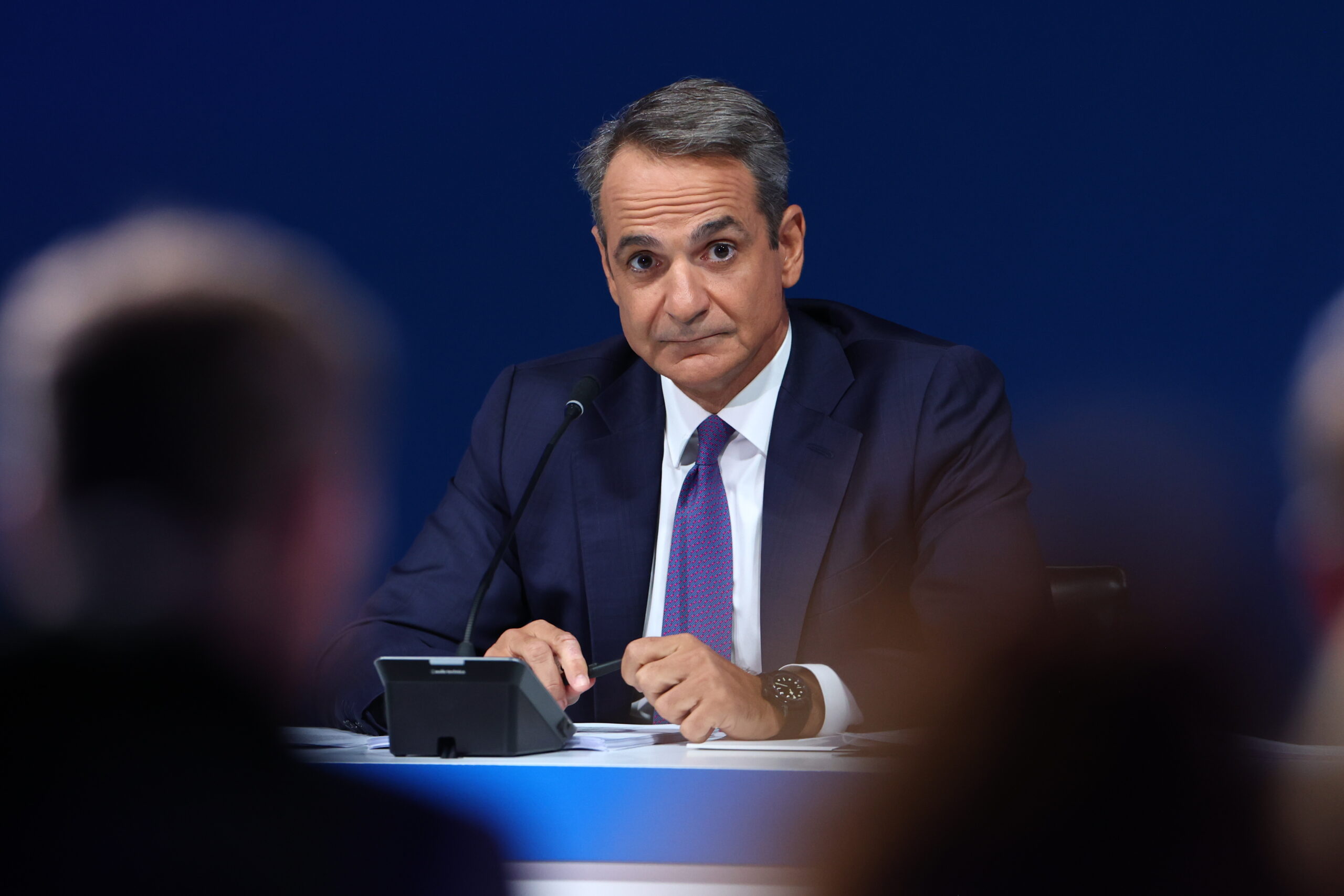 Ο Μητσοτάκης, ο Σαμαράς και το ανομολόγητο πολιτικό «άνοιγμα»