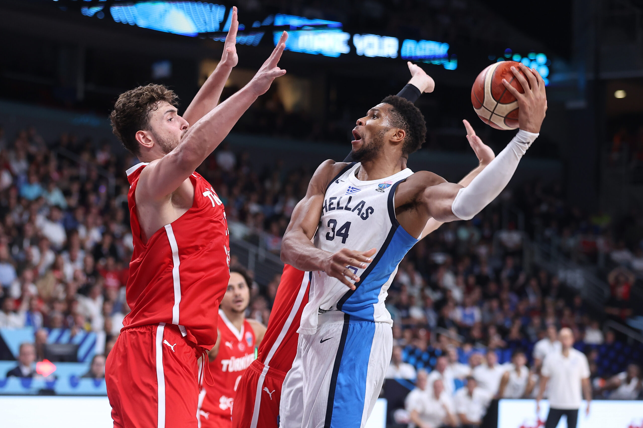 EuroBasket 2025: Κατώτερη των περιστάσεων η Εθνική, βαριά ήττα από την Τουρκία – «Άλλη μία ευκαιρία για μετάλλιο», δηλώνει ο Σπανούλης