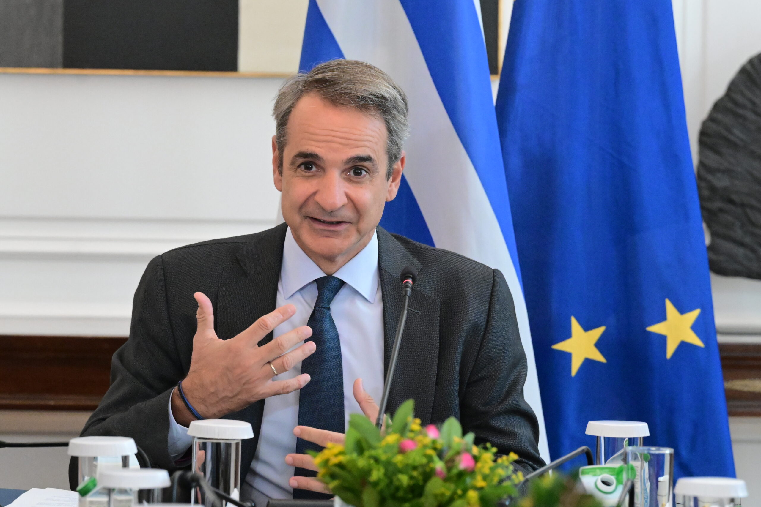 Μητσοτάκης για fake news: «Είπαν ότι η φωτογραφία μου με τον Τραμπ είναι ψεύτικη – Ο ρεαλισμός γίνεται συντελεστής σταθερότητας»