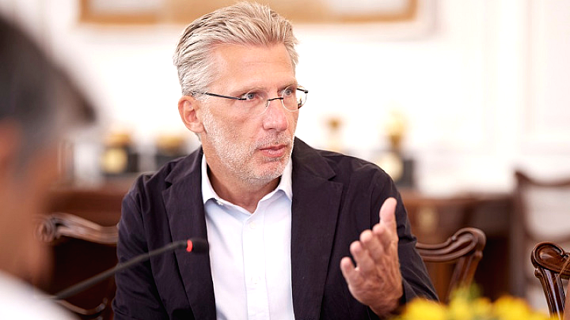 Μεγάλο πακέτο φοροελαφρύνσεων για τη μισθωτή εργασία, σύμφωνα με τον Άκη Σκέρτσο