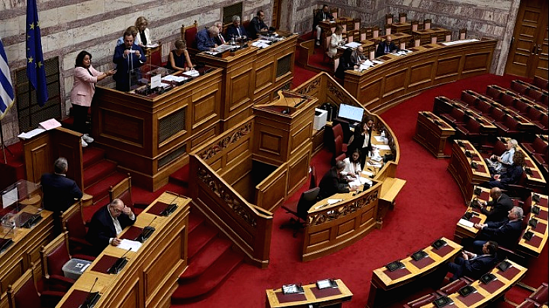 Αντιπαράθεση στη Βουλή για την κατάθεση Σαλάτα στην εξεταστική για τον ΟΠΕΚΕΠΕ και τις δηλώσεις Διαμαντοπούλου στο Κιλκίς