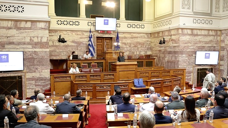Απλοποίηση της διαδικασίας χρηματοδότησης έργων του Ταμείου Ανάκαμψης και Ανθεκτικότητας στη Βουλή