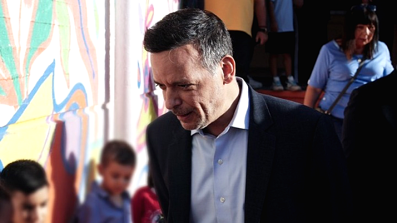 Βελτιωμένες υποδομές για τα σχολεία της Αθήνας: Ο δήμαρχος Χ. Δούκας υποδέχεται τους μαθητές