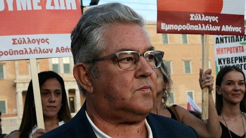 Δ. Κουτσούμπας: Οι εργαζόμενοι είναι άνθρωποι, όχι μηχανές – Η μείωση του εργάσιμου χρόνου είναι εφικτή στην εποχή της τεχνητής νοημοσύνης