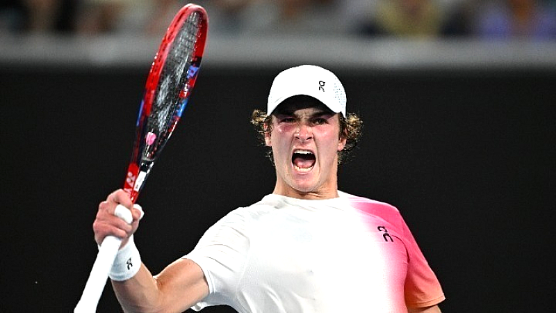 Davis Cup: Ο Φονσέκα έδωσε προβάδισμα στη Βραζιλία (1-0 την Ελλάδα)