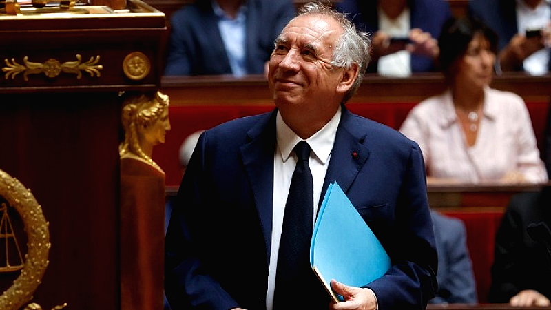 Κριτική στα γαλλικά μέσα ενημέρωσης για την πρωθυπουργία του Φρανσουά Μπαϊρού