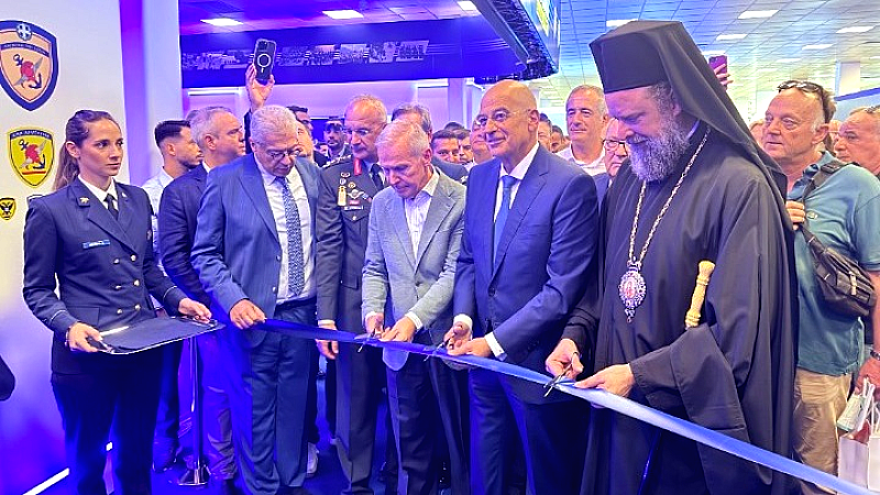 Σημαντικά βήματα για τη μετάβαση των ΕΔ Ελλάδας στη νέα εποχή από τον Ν. Δένδια