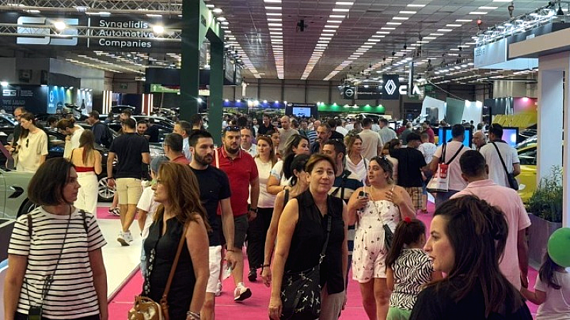 Η έκθεση αυτοκινήτου «Auto Thessaloniki 2025» εντυπωσιάζει τους επισκέπτες στην 89η ΔΕΘ