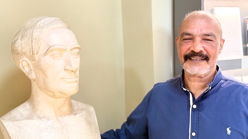Ο Μοχάμεντ Καβάφης: Ο Αιγύπτιος οικοδεσπότης της Οικίας Καβάφη στην Αλεξάνδρεια