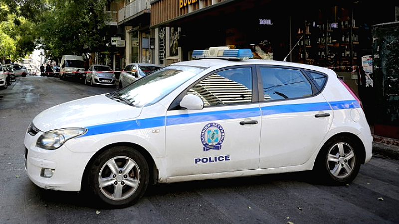 Ηράκλειο: Κατέρρευσαν μπαλκόνια στο κέντρο της πόλης χωρίς τραυματισμούς