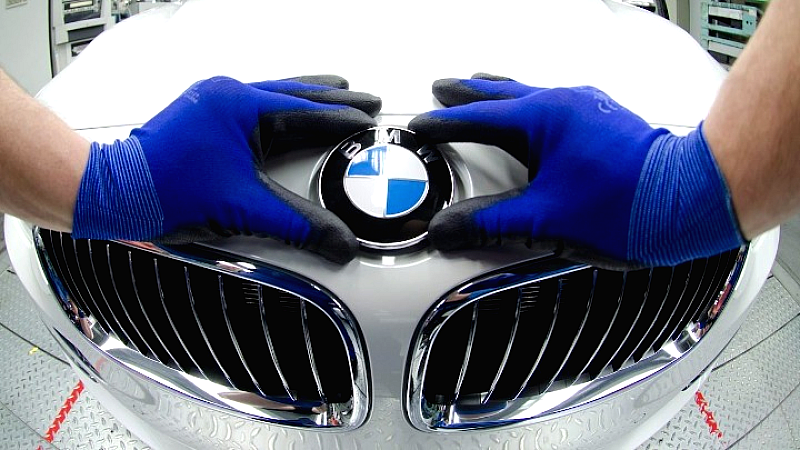 BMW: Στρατηγικές συνεργασίες με κινεζικές εταιρείες για την ηλεκτροκίνηση και την τεχνολογία