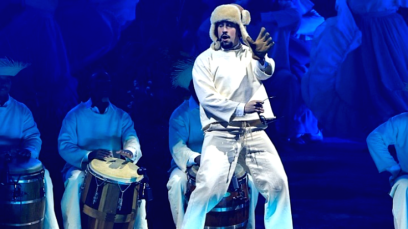 Ο Bad Bunny αποκαλύπτει τους λόγους απουσίας του από τις ΗΠΑ
