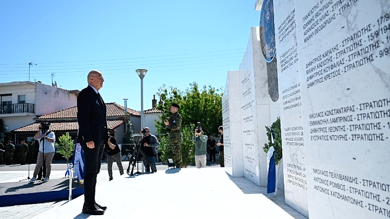 Ο Νίκος Δένδιας τιμά τους πεσόντες της 3ης Ελληνικής Ορεινής Ταξιαρχίας στην Καβύλη Ορεστιάδας