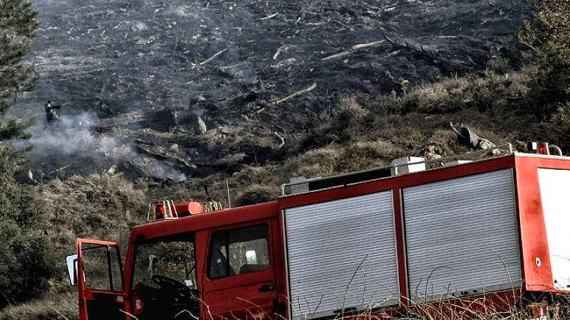 Πυρκαγιά στην Πάρνηθα: ολοκληρώθηκε η οριοθέτηση της φωτιάς