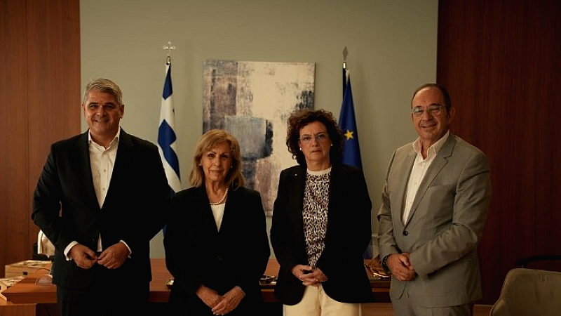 Συμφωνία για τη δημιουργία μόνιμης ψηφιακής έκθεσης που αποτυπώνει την ιστορική πορεία της βιομηχανίας