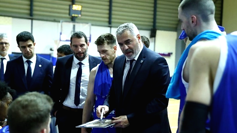 Σιγάλας: «Ο Γιάννης στην εθνική έχει προσαρμοστεί καλύτερα από ποτέ»
