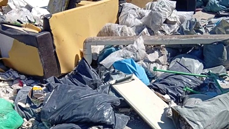 Σύλληψη τριών ατόμων για απόρριψη μπαζών σε υπαίθριο χώρο του Δήμου Θεσσαλονίκης