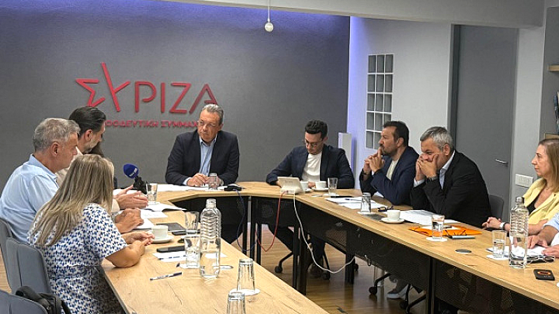 Συνάντηση Σ. Φάμελλου με την ΕΣΕΕ: «Η ακρίβεια πλήττει εμπόριο και νοικοκυριά – Δυνατότητες για ενίσχυση της ελληνικής κοινωνίας»