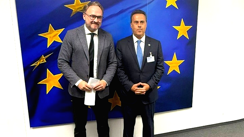 Συνάντηση Στ. Παπασταύρου με Dan Γιόργκενσεν - Στο επίκεντρο οι ενεργειακές λεωφόροι, η ανθεκτικότητα των αποθεμάτων και η σταθερότητα των τιμών ρεύματος